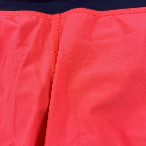 Lululemon Run Times Short *4-way Stretch 4" Electric Coral / Narrow Bold Stripe - Picture 3 of 6